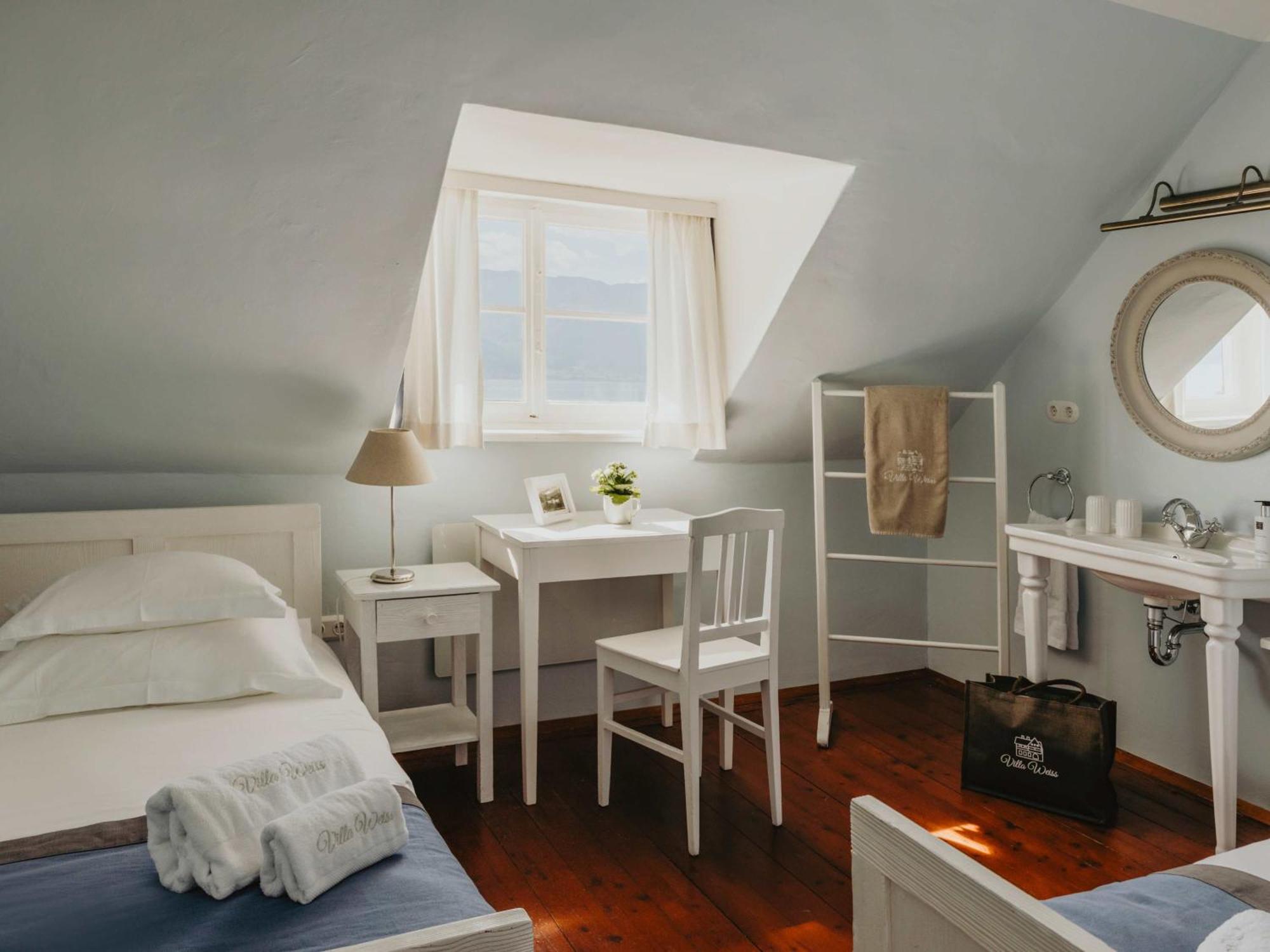 Villa Weiss Attersee ภายนอก รูปภาพ